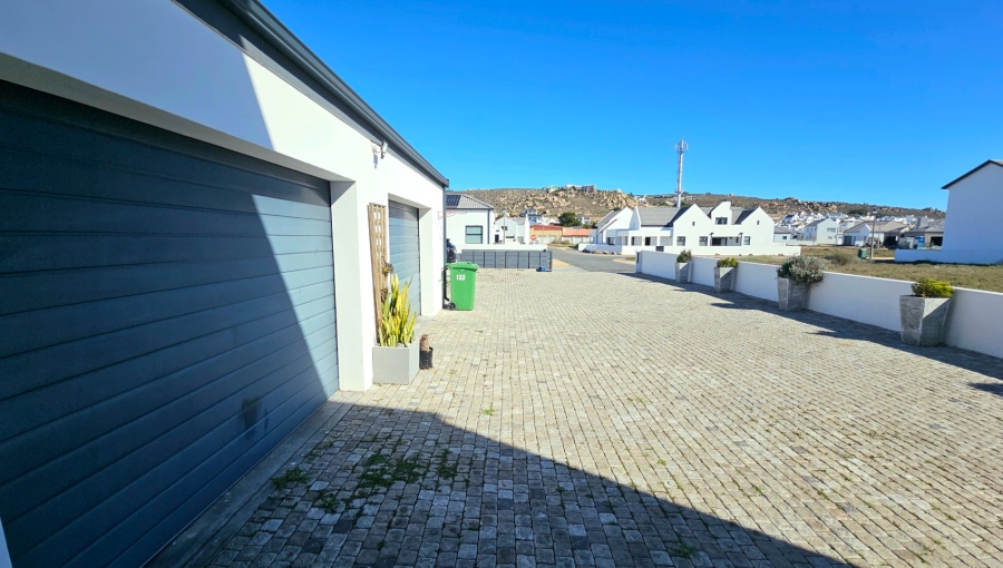5 Bedroom Property for Sale in Sandy Point Beach Estate Western Cape